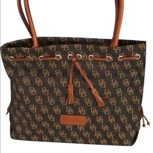 NWT Gray Dooney Tote